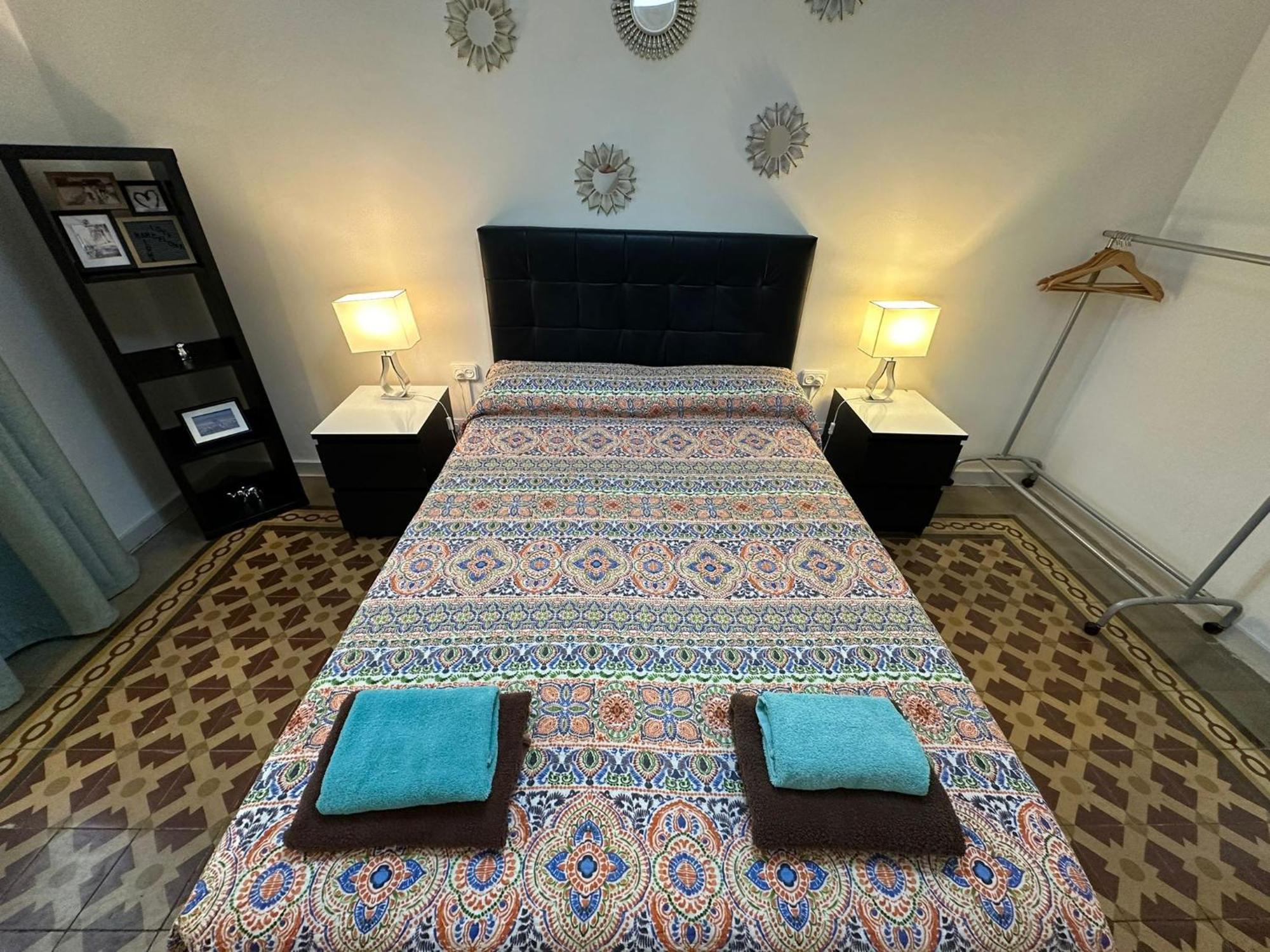 Rooms Rumila บาร์เซโลนา ภายนอก รูปภาพ