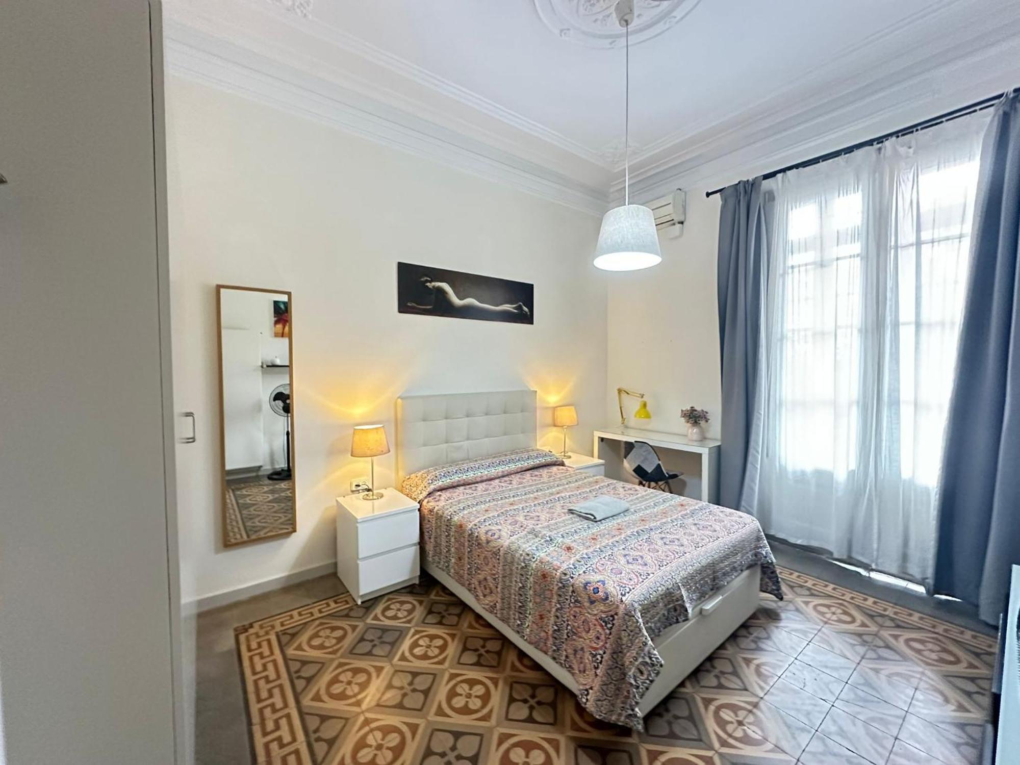 Rooms Rumila บาร์เซโลนา ภายนอก รูปภาพ